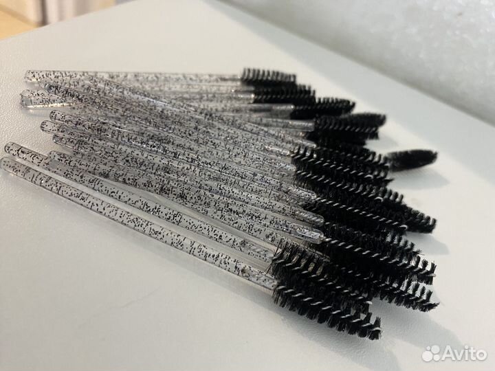 Щеточки для ресниц бровей