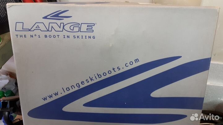 Лыжи горные с креплениями и ботинками