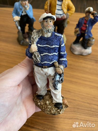 Фигурки моряков рыбаков