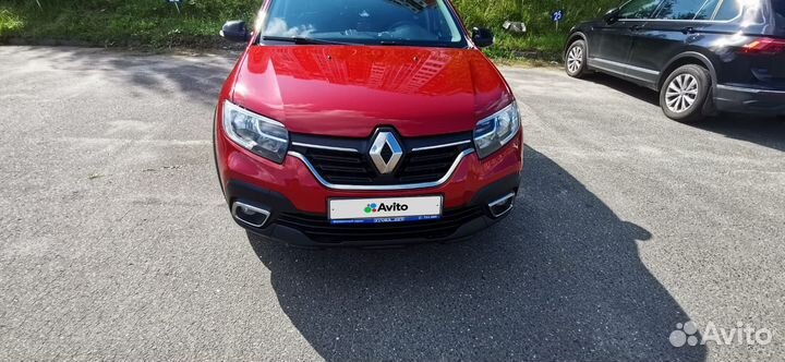 Renault Logan Stepway 1.6 CVT, 2018, 95 000 км