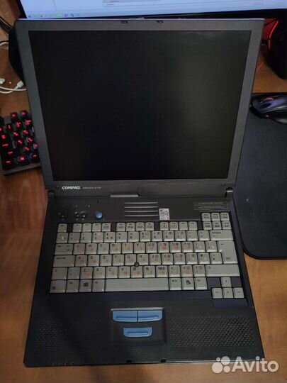 Ретро ноутбук Compaq Armada E700