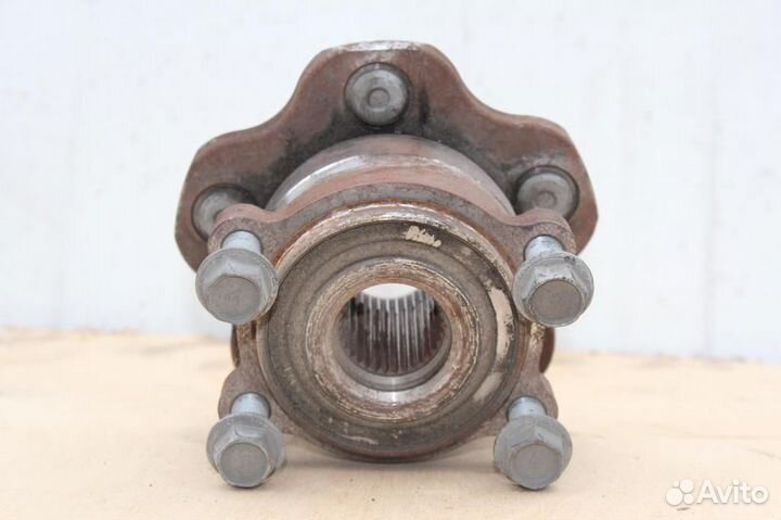 Ступица задняя nissan skyline V36