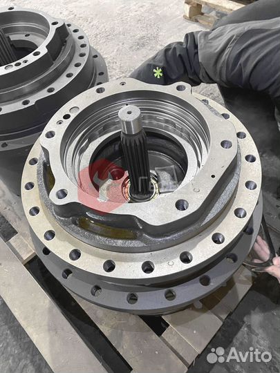 Бортовой редуктор Volvo EC300DLR 14599921