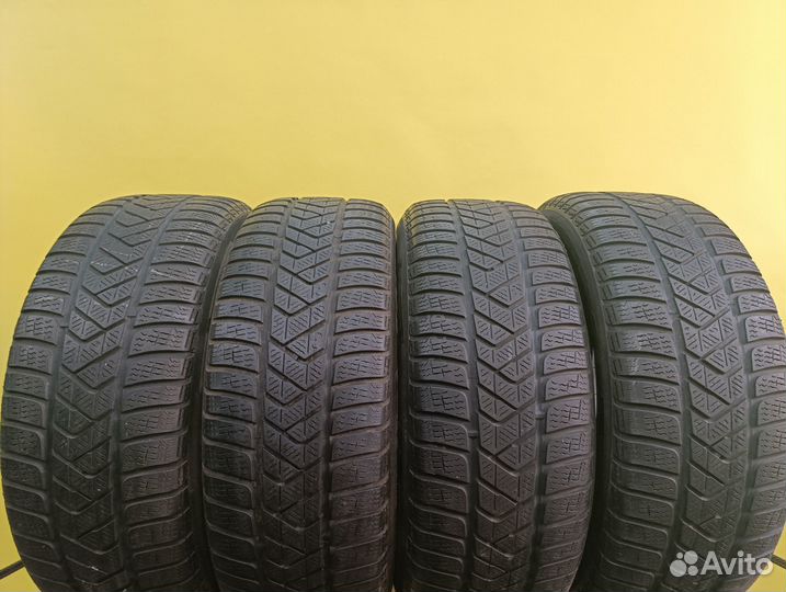 Pirelli Winter Sottozero 3 235/55 R17 Y