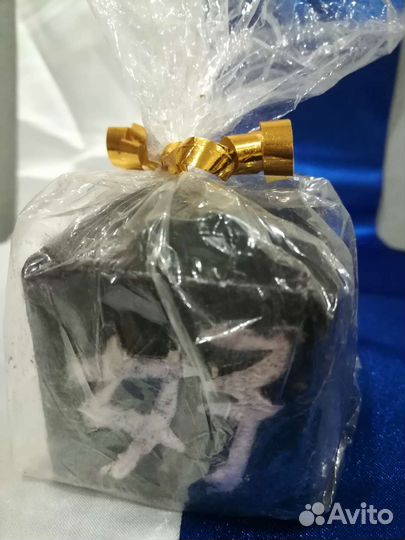 Свеча черная