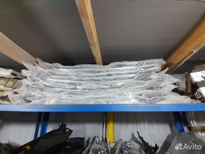 Решётки радиатора эксклюзив на Тойота Камри 55