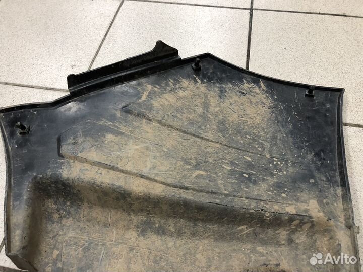 Боковой пластик Arctic cat thundercat 1000