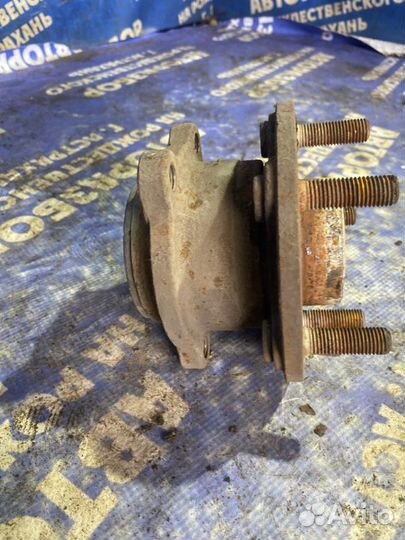 Задняя ступица Ford Focus 3 седан 2013