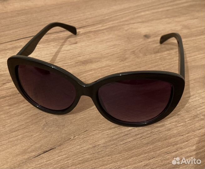 Солнцезащитные очки женские