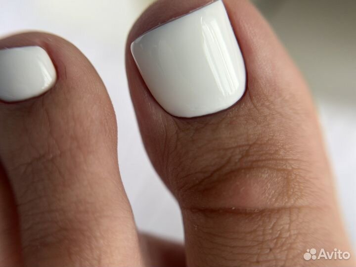 Маникюр педикюр