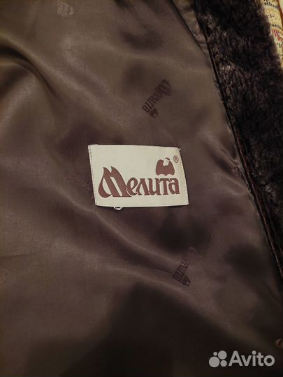 Продам шубу цигейковая отделка песец