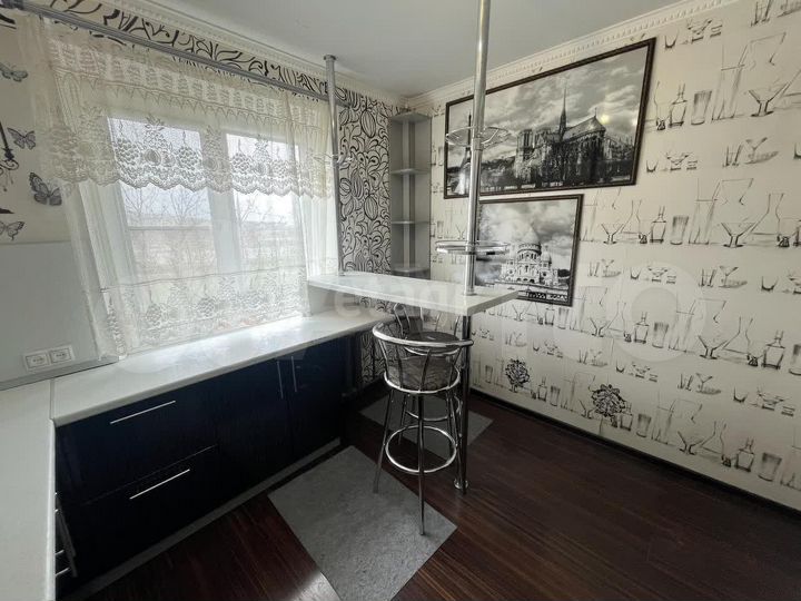 2-к. квартира, 50,8 м², 3/10 эт.