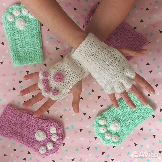 Перчатки вязаные с открытыми пальцами