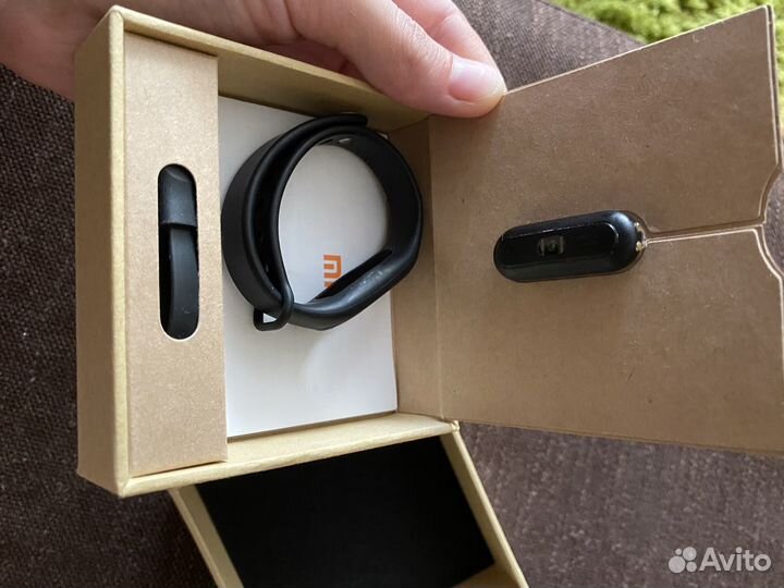 Продам браслет mi band 1 plus