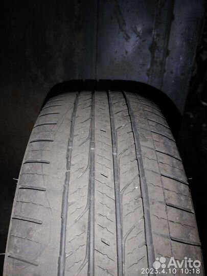 Bridgestone Dueler H/T 215/60 R17 96
