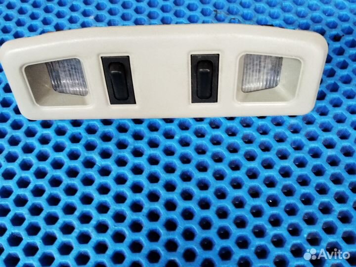 Фонарь плафон освещения Mitsubishi carisma рест