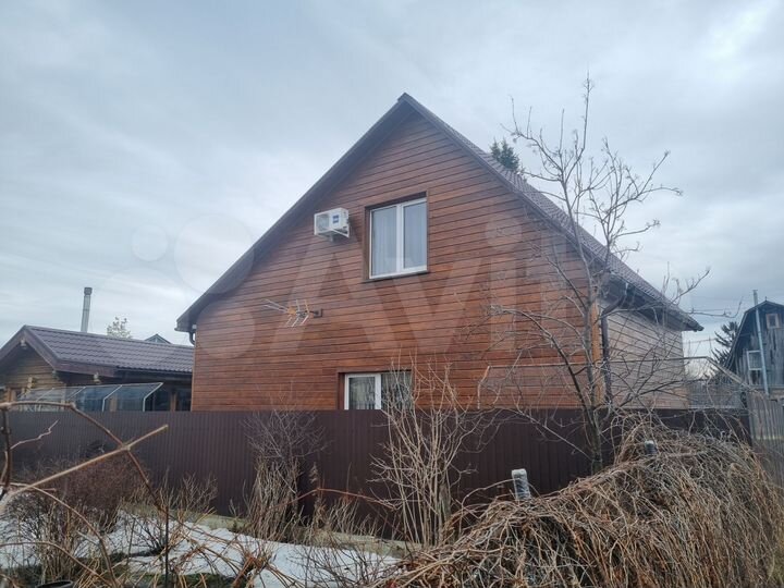 Дом 100 м² на участке 4 сот.