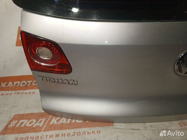 Крышка багажника Volkswagen Tiguan 2009 5N0827025G