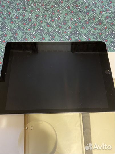 iPad 2019 г. 128gb, экран 10.2