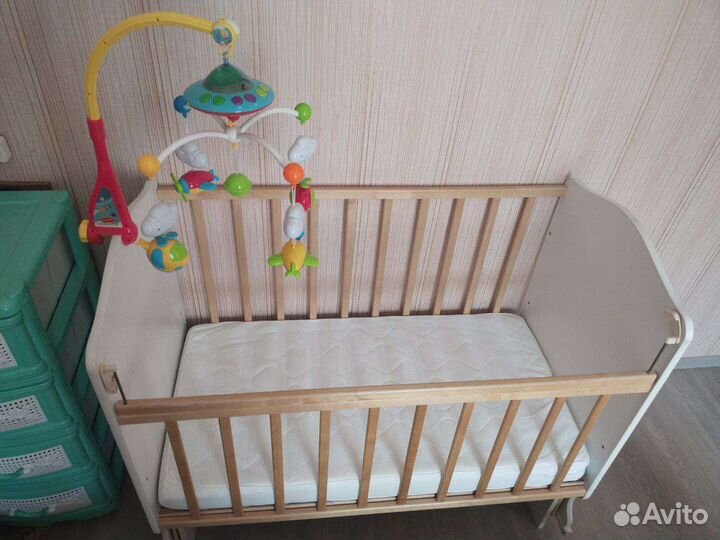 Детская кроватка+ подвеска(мобиль)