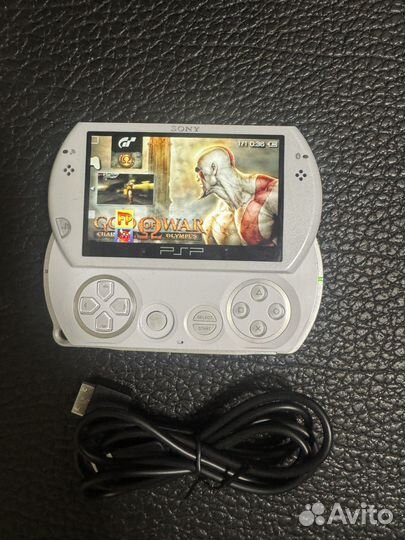 Sony PSP GO 64gb
