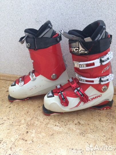 Горнолыжные ботинки Atomic