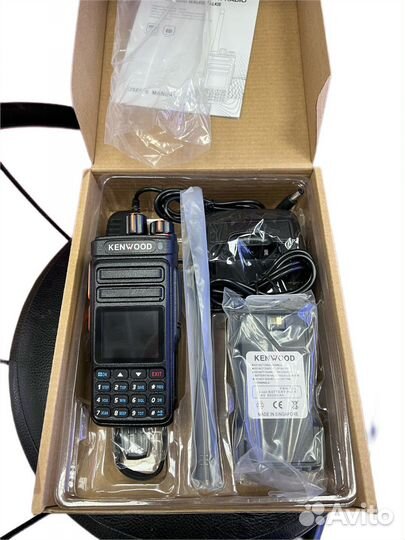 Рация с функцией частотомера Kenwood R-8 Dual