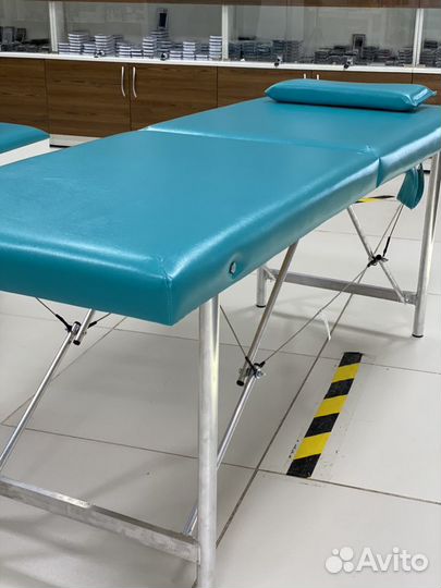 Складной массажный стол