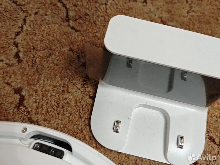 Продам робот-пылесос