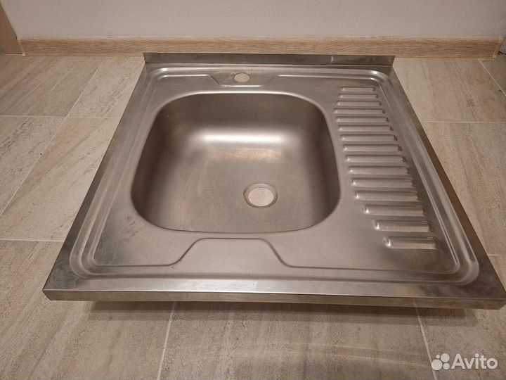 Кухонная мойка б/у 60*60