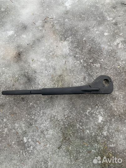 Задний дворник на рено менан 2