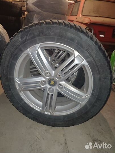 Колеса в сборе r17 зимние 5 112