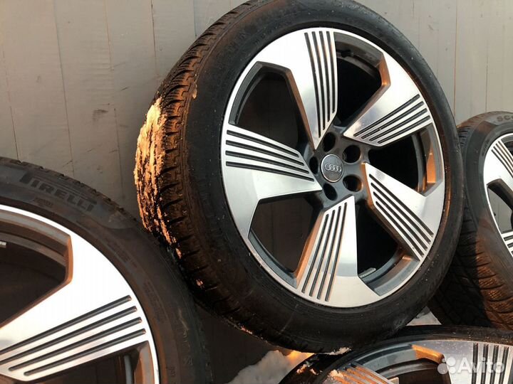 Оригинальные колеса Audi Q7 4M / E-Tron R21