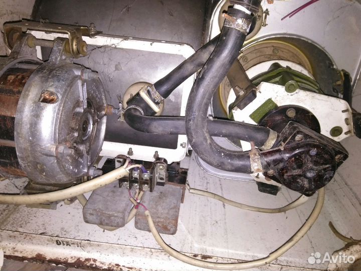 Продам стиральную машинку