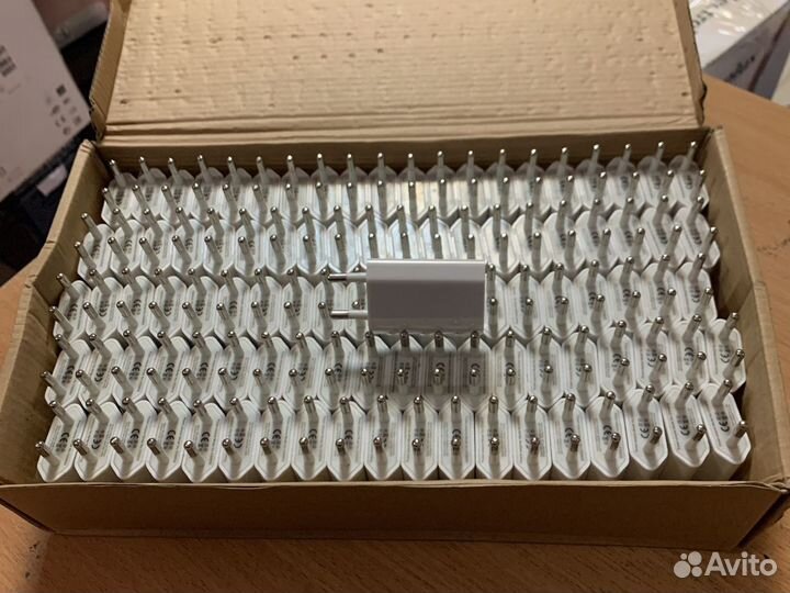 Блок питания для iPhone