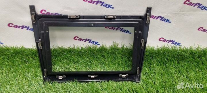 Переходная рамка магнитолы Volkswagen Polo 2014