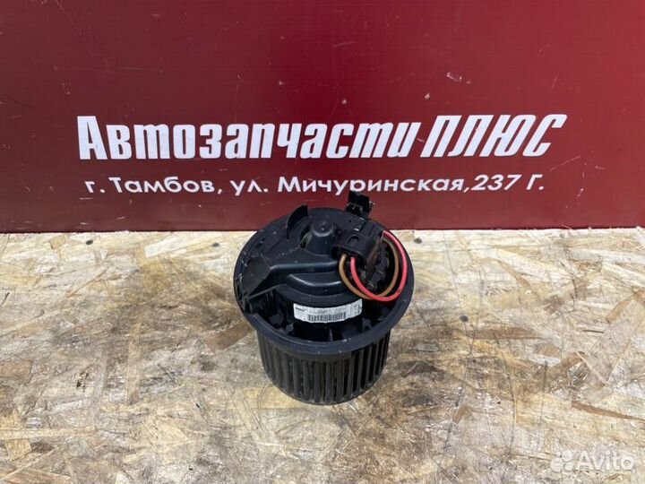 Мотор печки Renault Duster