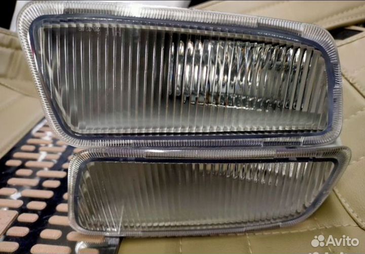 Противотуманные фары Toyota corona premio210