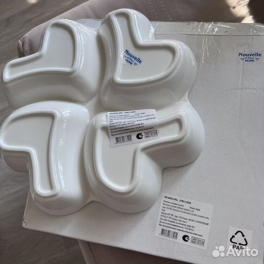 Манежница фарфоровая