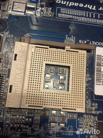 Материнская плата GA-8IPE1000