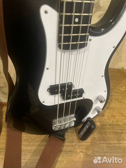 Бас гитара rockdale Stars PB Bass Black