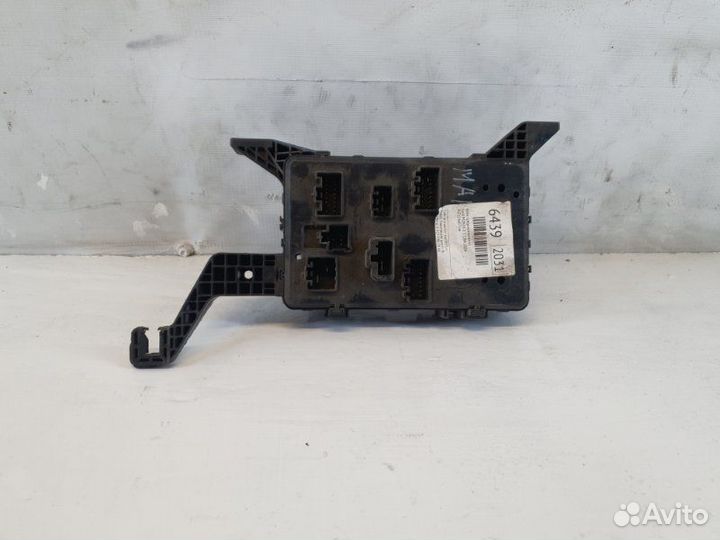 Блок предохранителей Ford Mondeo 3 cjba 2004