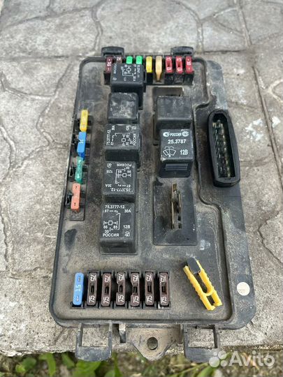 Блок предохранителей ваз 2109
