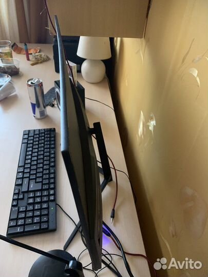 Монитор изогнутый 165 гц 24 дюйма