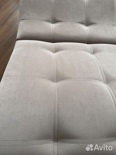 Анатомическая кушетка для наращивания ресниц