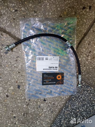 Шланг тормозной передний Suzuki Liana (ER) 01