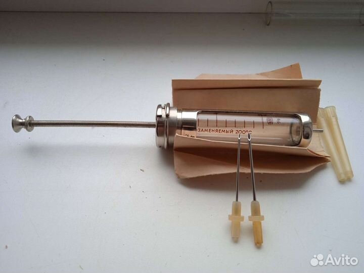 Шприцы ветеринарные, разборные, 2 шт. с иглами