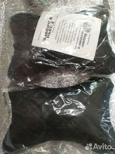 Подушки подголовники в машину под шею