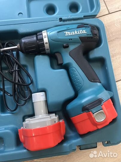 Шуруповерт makita