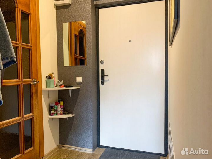 Заводские входные металлические двери